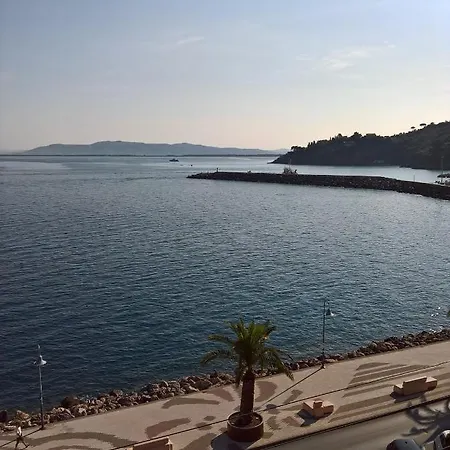 公寓 Elegant With Sea View In 89 M² *